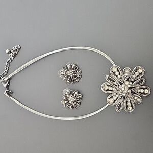 Chico's Necklace & Earrings